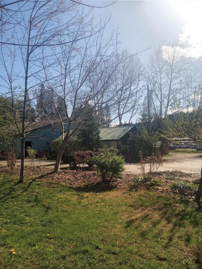 Bigfoot Rv & Cabins Park 해피캠프 외부 사진
